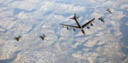 طائرة B-52  تحلق في سماء فلسطين
