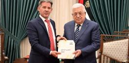 الرئيس عباس وهيئة مكافحة الفساد