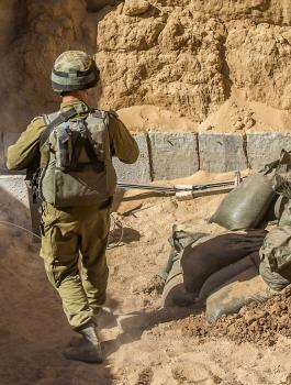 جدار لمواجهة انفاق قطاع غزة 