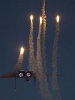 إسرائيل تستعد لضرب غزة بواسطة الطائرات الحربية لمواجهة مسيرات غداً 