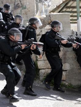 الشرطة الاسرائيلية في الاقصى  