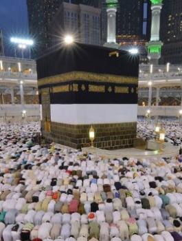 اخلاء صحن الكعبة 
