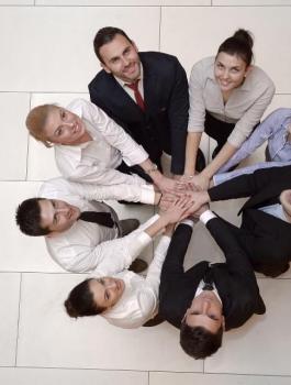 الموظفون والتفاؤل 