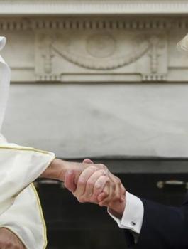 الامارات وفلسطين 