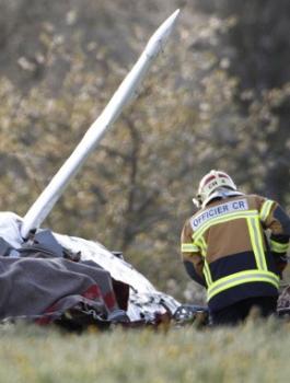 تحطم طائرة عسكرية سويسرية في جبال الألب 