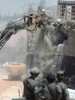 هدم منازل الفلسطينيين في الضفة الغربية والقدس 