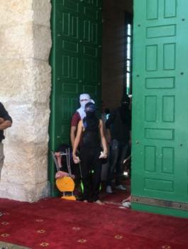 المسجد الاققصى والمستوطنين 