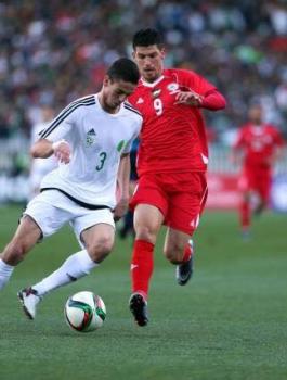 المنتخب الفلسطيني والجزائري الاولمبي 