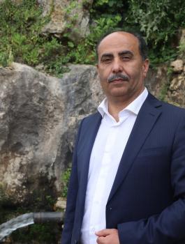 وزير الزراعة رياض العطاري 