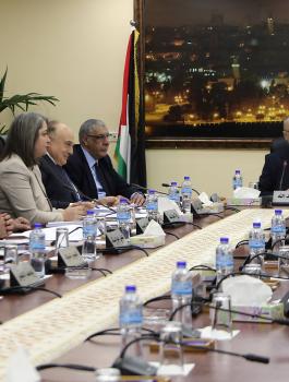 اضراب الاسرى في سجون الاحتلال 