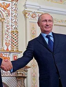 عزام الاحمد في روسيا 