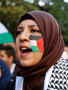 عدد الفلسطينيين يتجاوز الـ 13 مليون أكثر من نصفهم داخل فلسطين