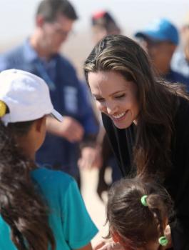 لاجئين لا يحملون جنسية 