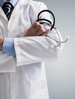 المالديف والطواقم الصحية 