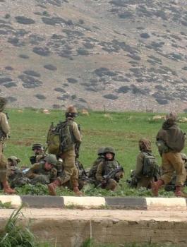 الجيش الاسرائيلي في الراس الاحمر 