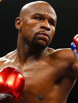 الملاكم  مايويذر ومحمدوف 