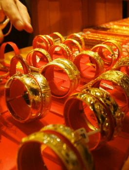 chinese-market-gold-watches1