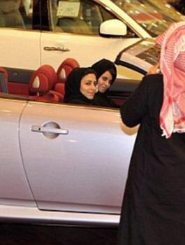 قيادة السيارات للمرأة في السعودية 