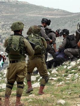 اقتحام دير نظام 