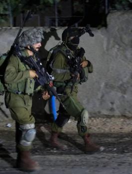 اعتقال 16 في الضفة - اصابات واعتقالات خلال اقتحام الدهيشة