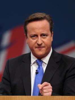 بعد عام من استقالته.. رئيس وزراء بريطانيا ديفيد كاميرون يجد وظيفة جديدة