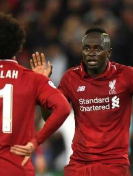 محمد صلاح وزميله في ليفربول ساديو ماني