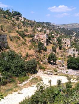 إسقاط مخطط إسرائيلية لإزالة آثار قرية لفتا المهجرة بالقدس