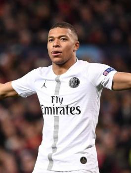 ريال مدريد وممبابي 