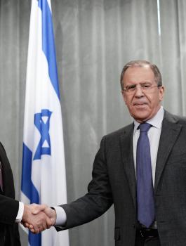 روسيا تستدعي السفير الاسرائيلي 