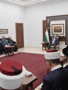 عباس وفلسطين  