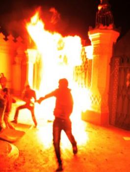 مواجهات في بغداد مع الامن ومتظاهرين 