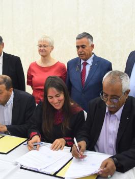 اتفاقية صداقة بين بلديتي جنين ومولنبيك البلجيكية 
