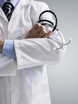 العثور على طبيب متوفي داخل مستشفى النجاح 