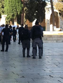 اقتحام المسجد الاقصى ومصلى باب  الرحمة 