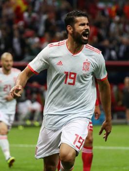 "بالصدفة" اسبانيا تتمكن من الإطاحة بإيران بهدف وحيد