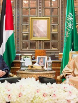 عباس والملك سلمان 