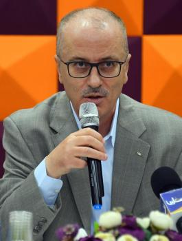 الحمد الله والحكومة الفلسطينية 