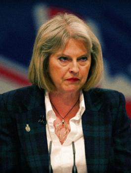 رئيسة وزراء بريطانيا: نحن لا نوافق الاعتراف بالقدس عاصمة لإسرائيل