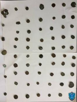 ضبط آثار نادرة في الخليل 