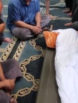 عم الطفل السوري المقتول في الأردن يروي ما شاهده على جسمه أثناء تغسيله