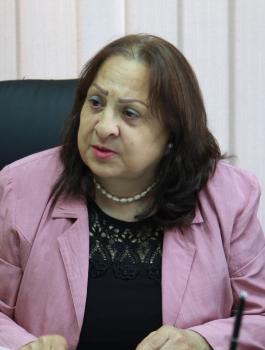 مي كيالة والتحويلات الطبية 