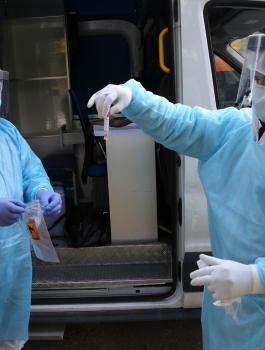 اصابات بفيروس كورونا 