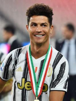 باريس سان جيرمان ورونالدو 