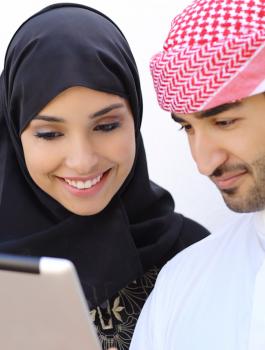 شرط الحصول على فيزا عمل في الامارات