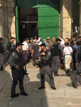 اقتحام المستوطنين للمسجد الأقصى المبارك 