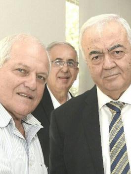 وزير العمل ابو شهلا يلتقي بوزير العمل الاسرائيلي 