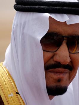 عباس والملك سلمان 