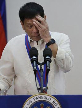 الرئيس الفلبيني والسرطان 