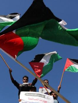 روسيا والانقسام الفلسطيني 