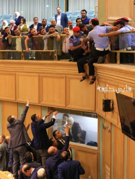 مواطن أردني يحاول الانتحار